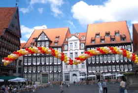 Luftballondekoration auf dem Festplatz