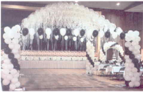Luftballondekoration zur Hochzeit